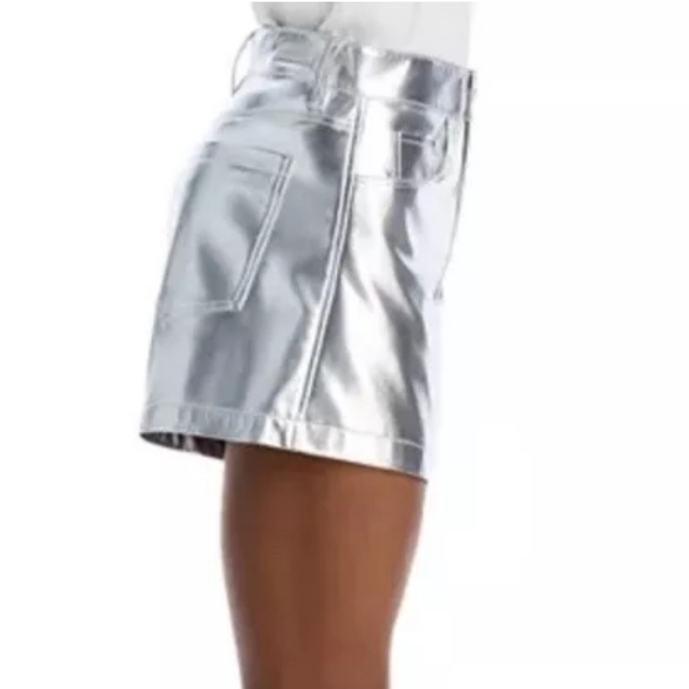 Women's silver metallic shorts - Picture 3 of 5